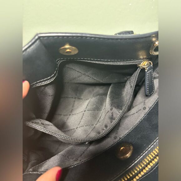 Michael Kors Camille Medium Satchel Patent *DAMAGED* - Picture 6 of 16